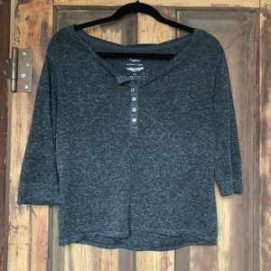 AEO 3/4 sleeve “feather light” henley